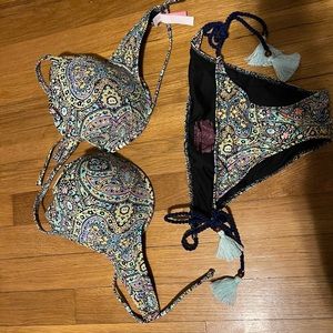 BRAND NEW. Victoria secret bathing suit.